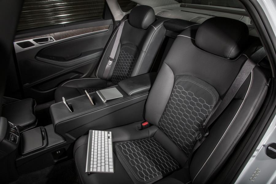  Hyundai Genesis AR550 by ARK Performance 2014 года  (фото 14 из 14)